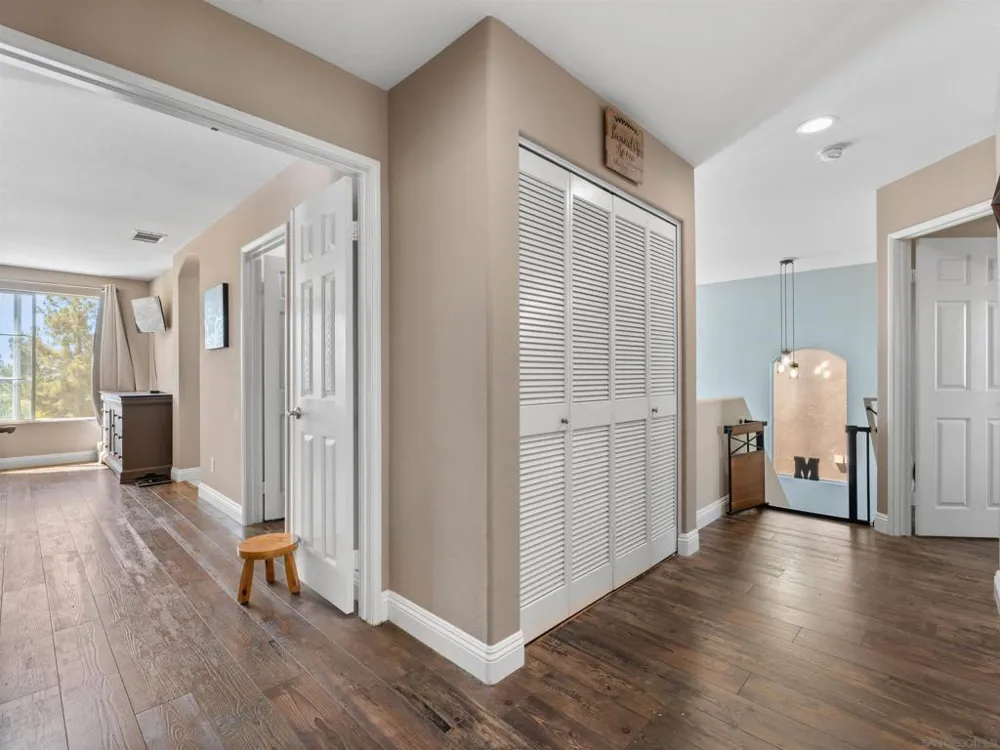 2925 Sunhaven Court Alpine, CA 91901