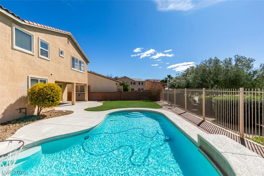 3109 Grass Sparrow Drive North Las Vegas, NV 89084