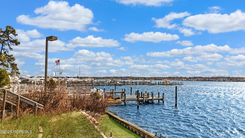 74 Fairview Avenue Brick, NJ 08724
