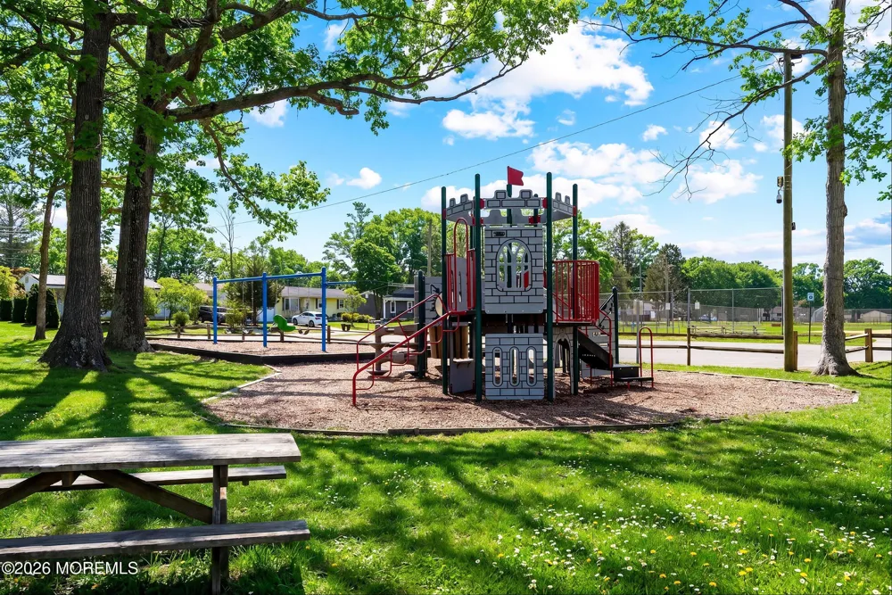 59 Park Avenue Bayville, NJ 08721