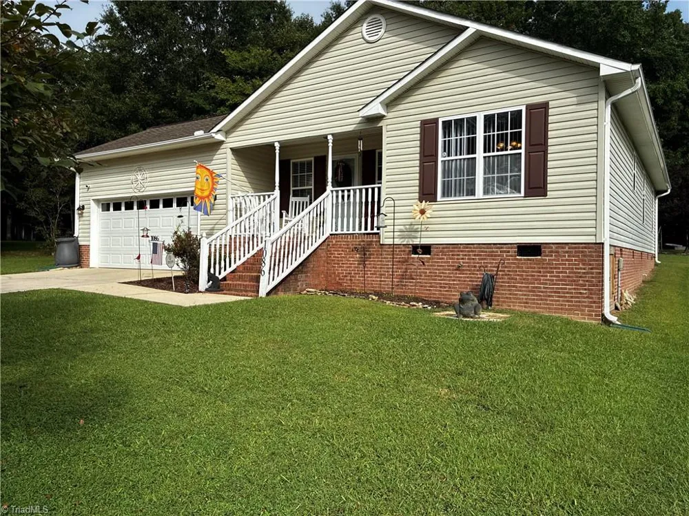 1086 Johnsontown Road Thomasville, NC 27360