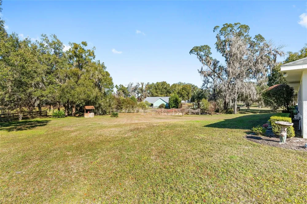 999 NE 120 PLACE ocala, FL 34479