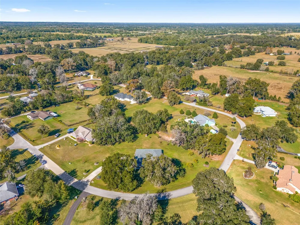 999 NE 120 PLACE ocala, FL 34479