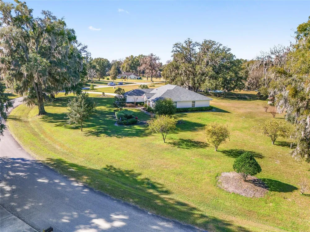 999 NE 120 PLACE ocala, FL 34479