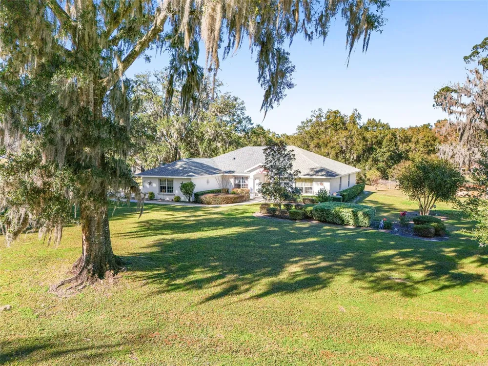 999 NE 120 PLACE ocala, FL 34479