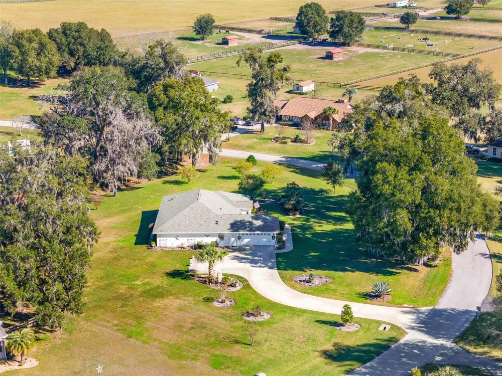 999 NE 120 PLACE ocala, FL 34479