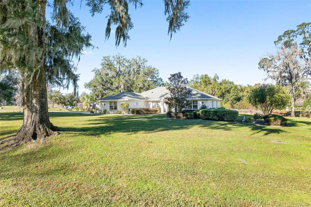 999 NE 120 PLACE ocala, FL 34479