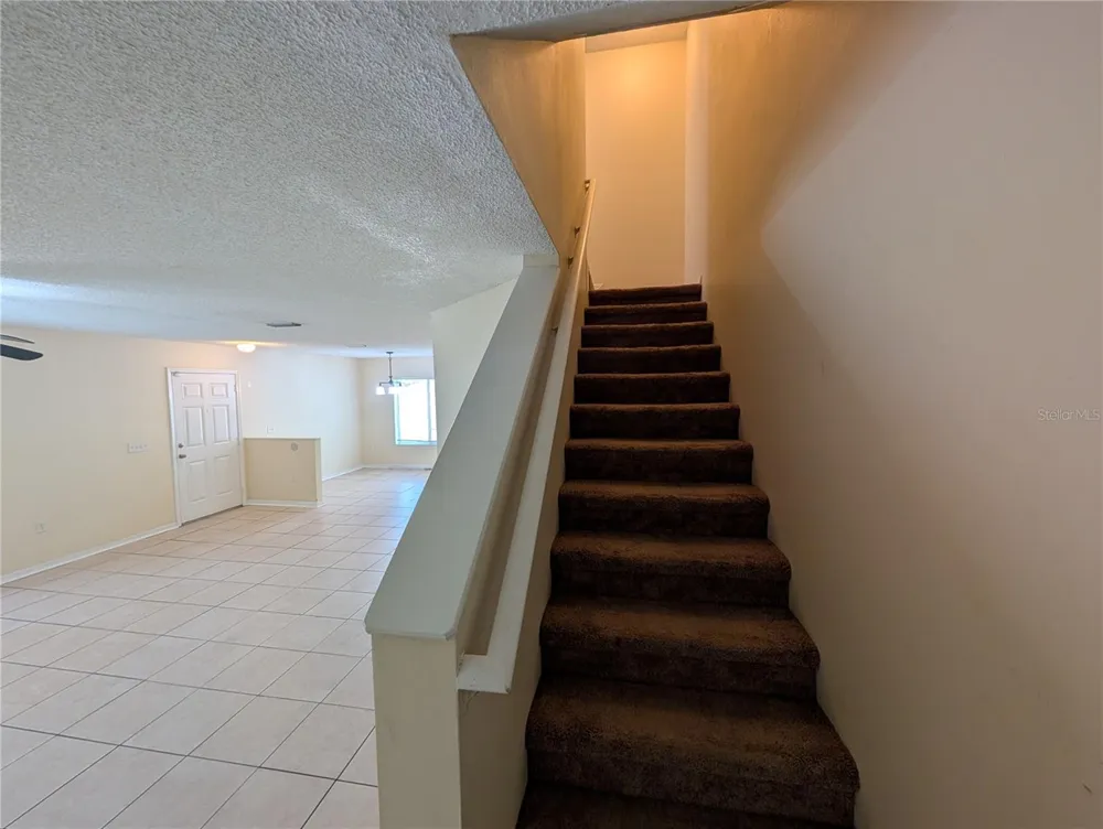 4053 DOLPHIN DRIVE Tampa, FL 33617