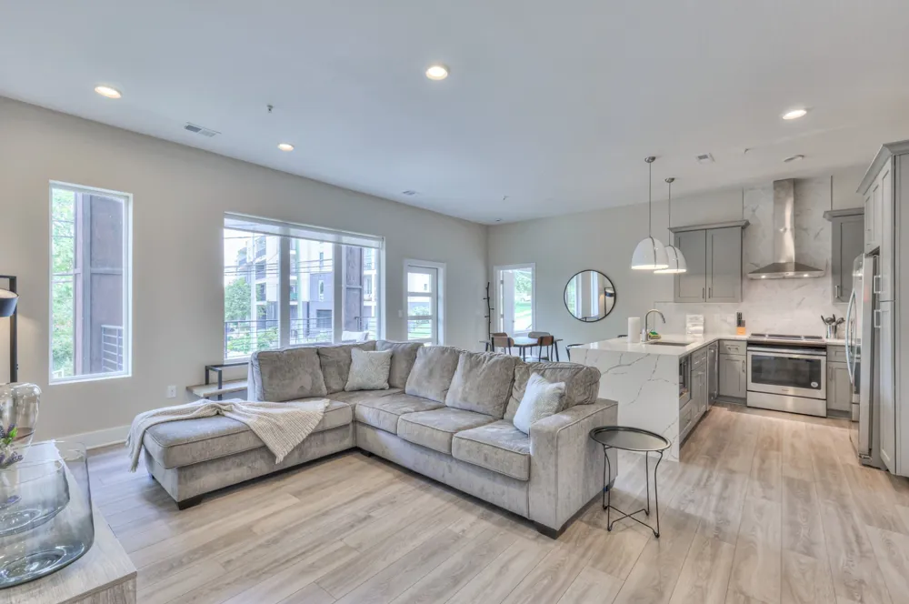 119 Mason Avenue #201 Nashville, TN 37203