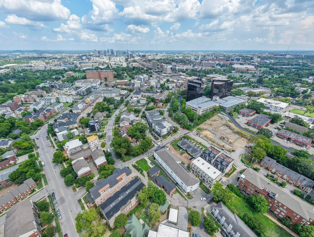 119 Mason Avenue #201 Nashville, TN 37203