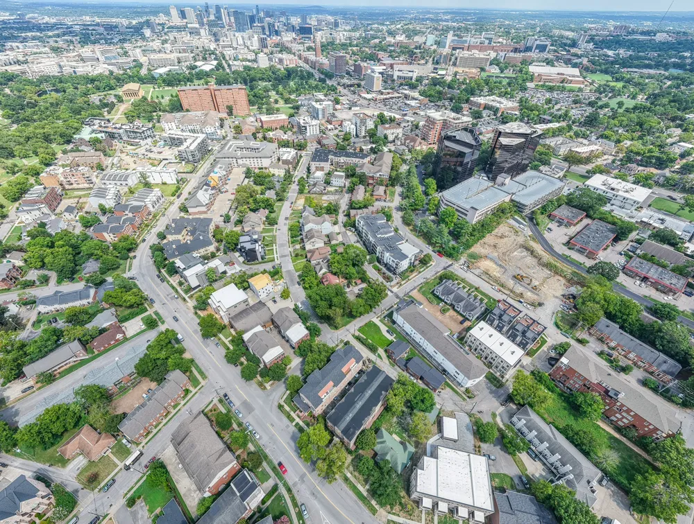 119 Mason Avenue #201 Nashville, TN 37203