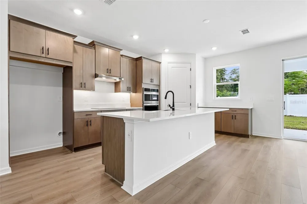 4272 DARBY COURT Eustis, FL 32736