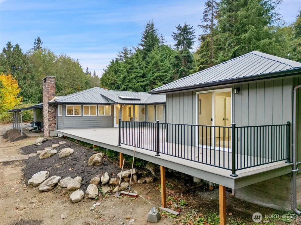 27582 State Highway 104 NE Kingston, WA 98346