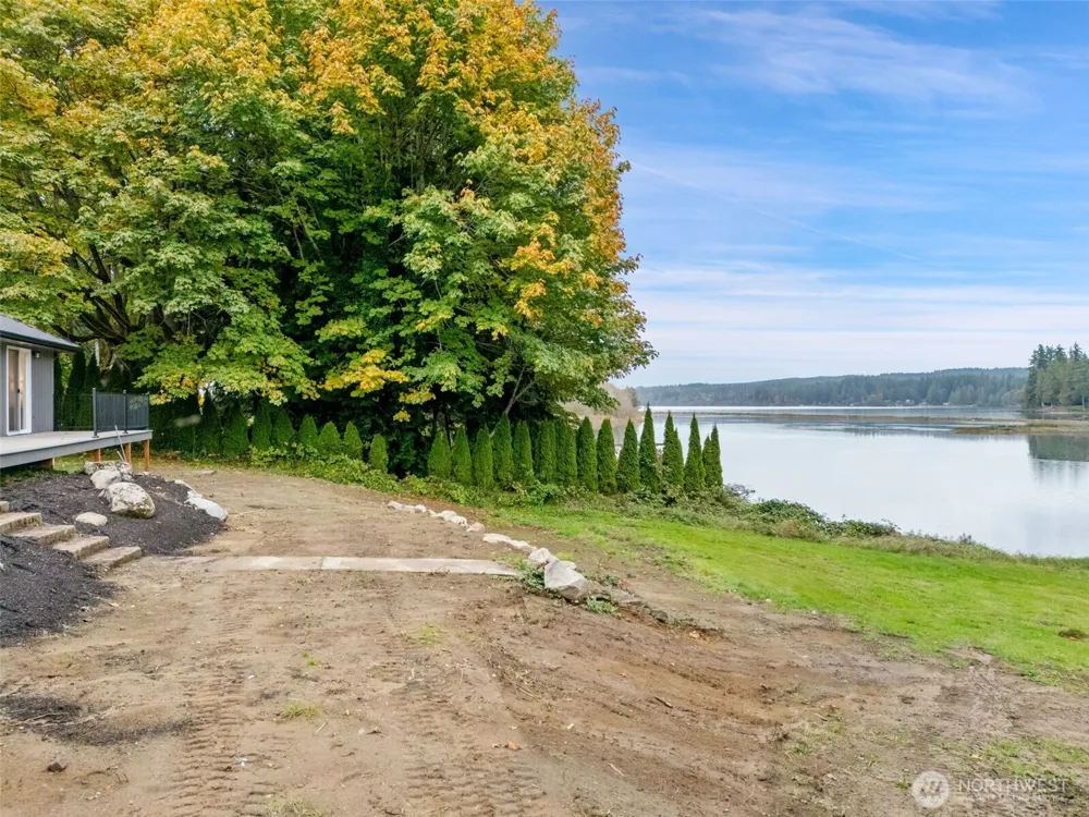 27582 State Highway 104 NE Kingston, WA 98346