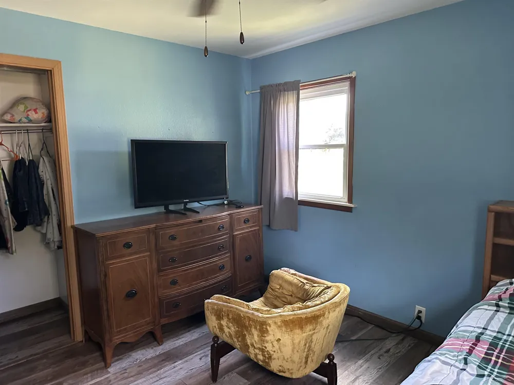 372 E Alice Street Merrill Village, MI 48637