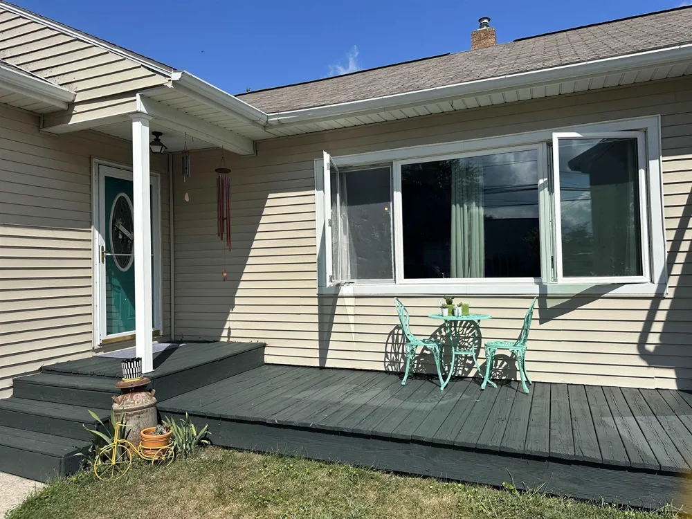 372 E Alice Street Merrill Village, MI 48637