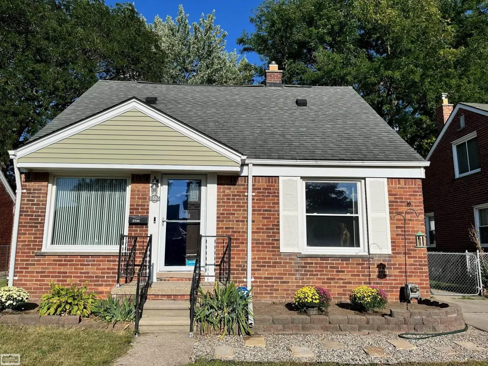 1306 Silvery Lane Dearborn City, MI 48128