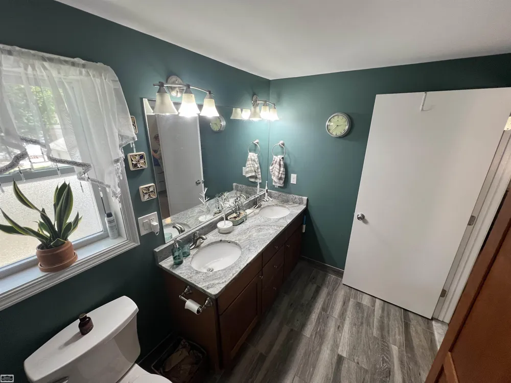1306 Silvery Lane Dearborn City, MI 48128