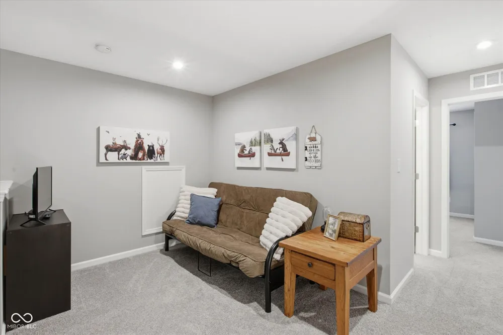 10069 Adler Court Noblesville, IN 46060