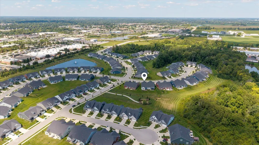 10069 Adler Court Noblesville, IN 46060