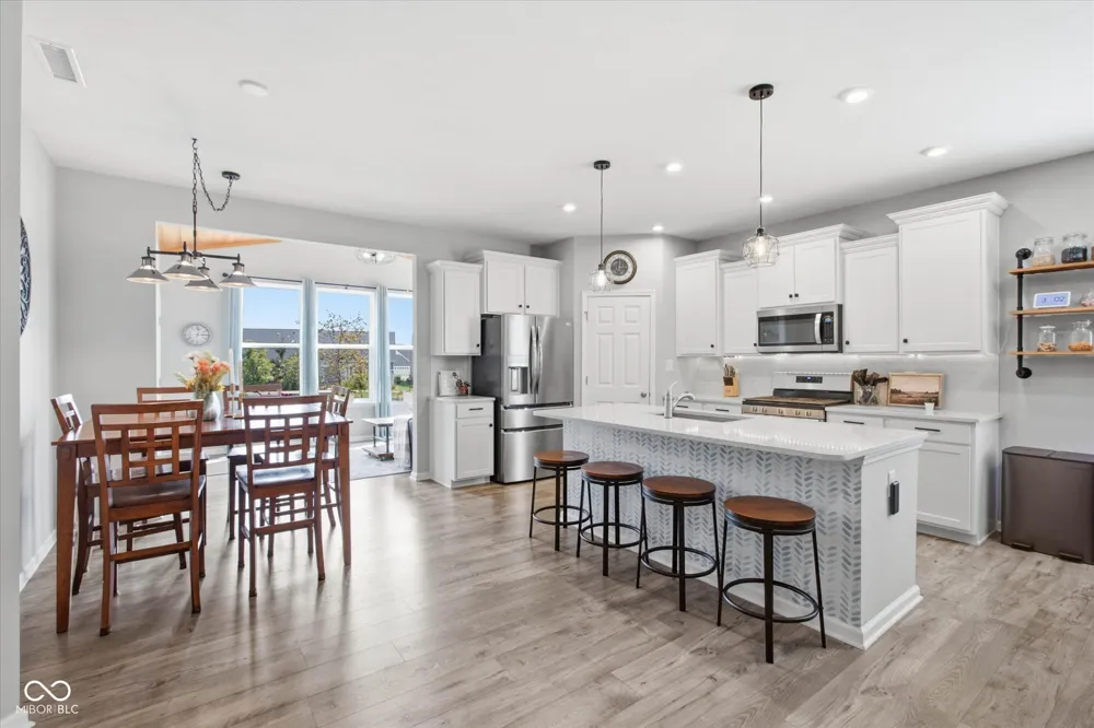 10069 Adler Court Noblesville, IN 46060