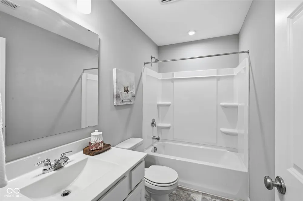 10069 Adler Court Noblesville, IN 46060