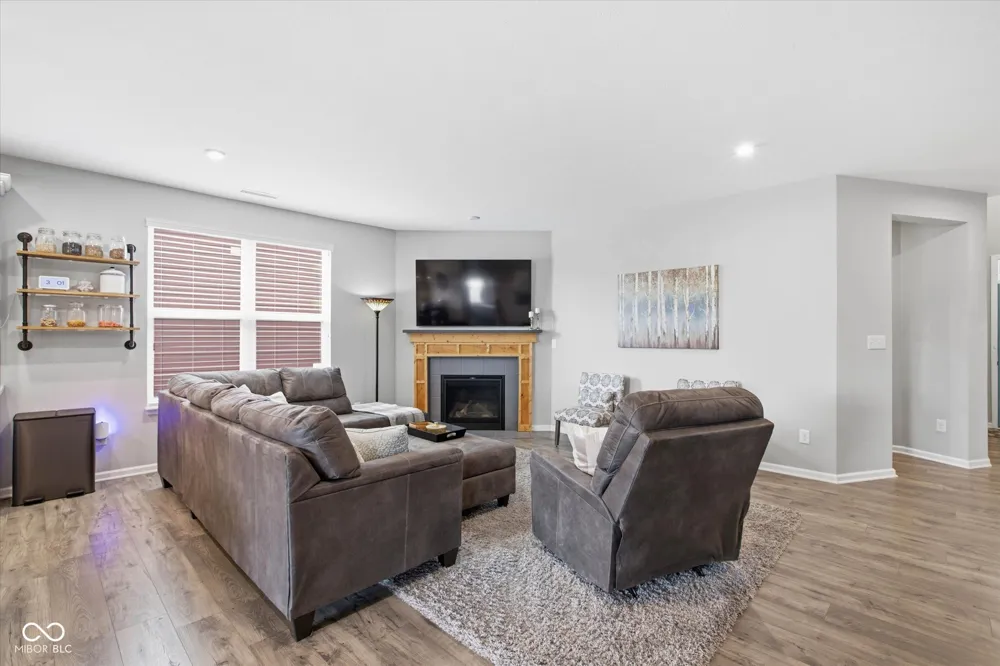 10069 Adler Court Noblesville, IN 46060