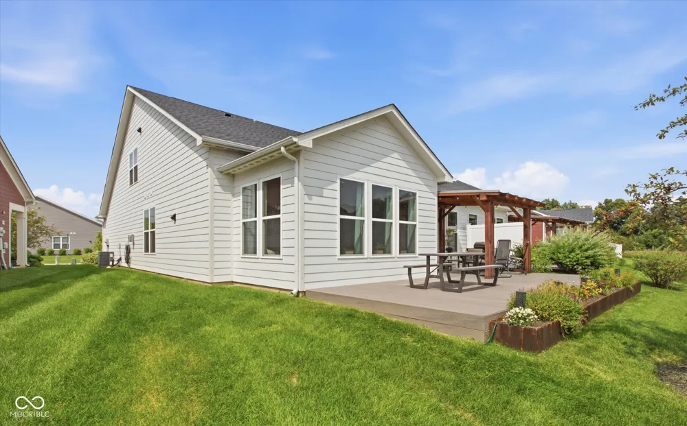 10069 Adler Court Noblesville, IN 46060