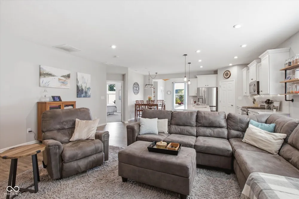 10069 Adler Court Noblesville, IN 46060