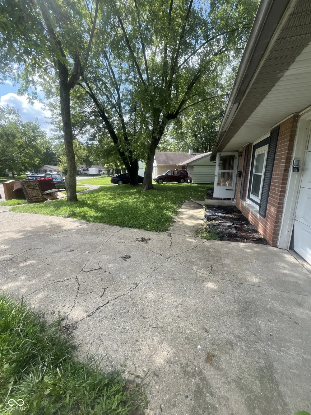 4110 Mellis Court Indianapolis, IN 46235