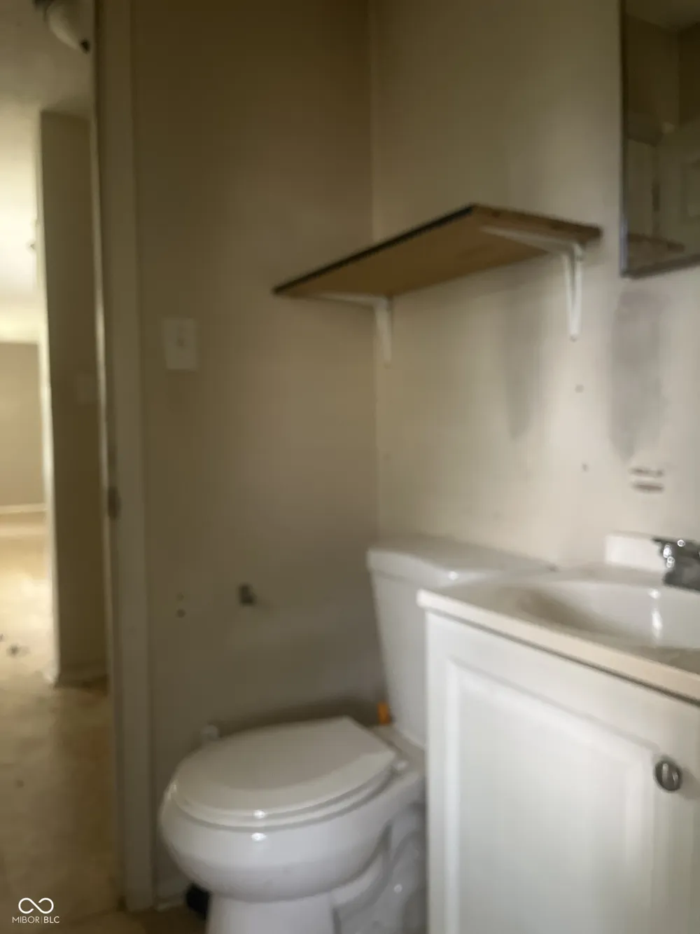 4110 Mellis Court Indianapolis, IN 46235