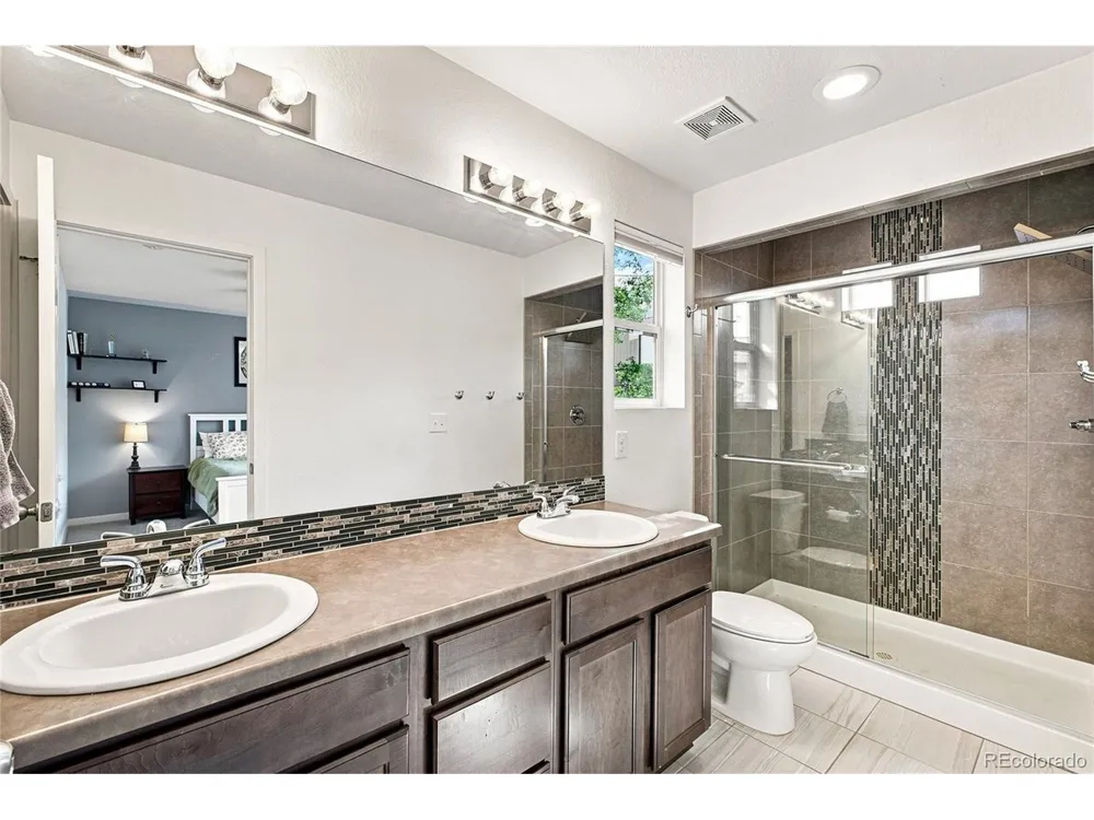 20016 E 48th Place Denver, CO 80249