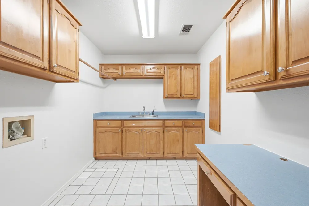 227 Hopson Street Van Alstyne, TX 75495