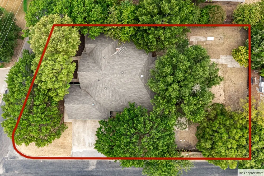 227 Hopson Street Van Alstyne, TX 75495