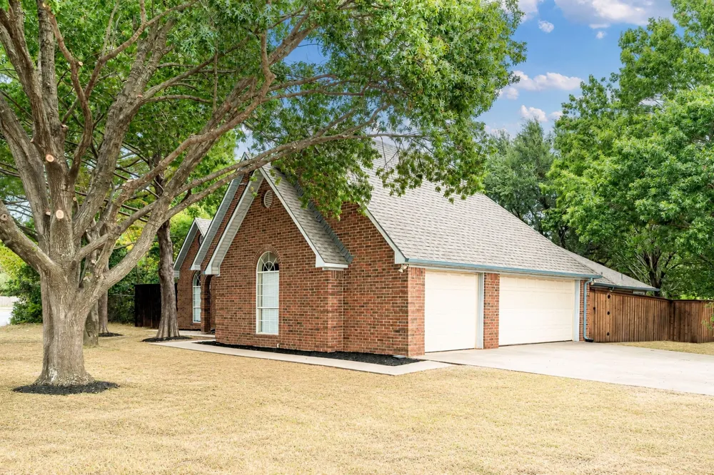 227 Hopson Street Van Alstyne, TX 75495