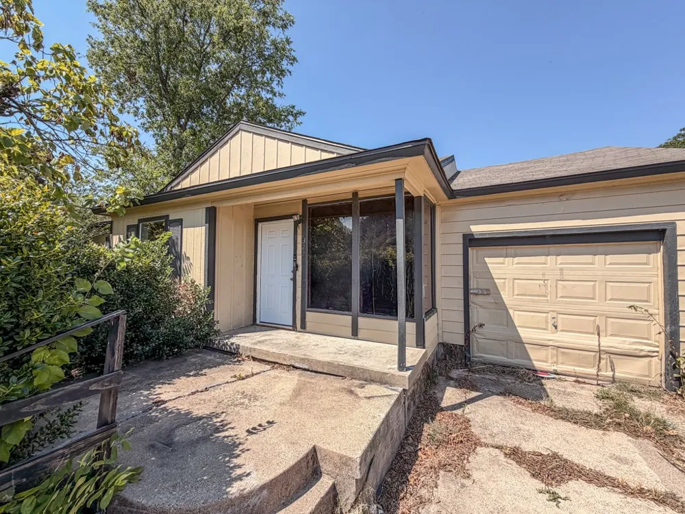 1322 Biggs Terrace Arlington, TX 76010