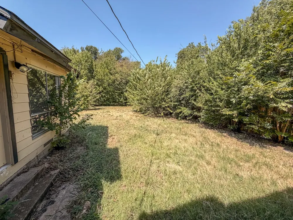 1322 Biggs Terrace Arlington, TX 76010