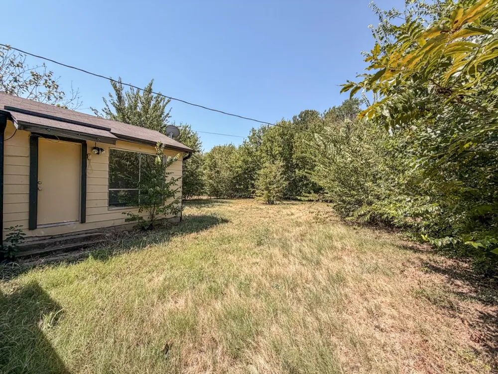 1322 Biggs Terrace Arlington, TX 76010