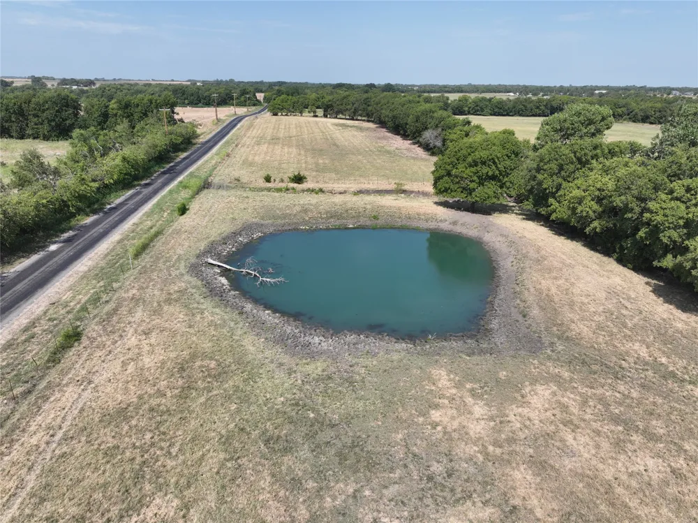 Rutledge Rd. Whitewright, TX 75491