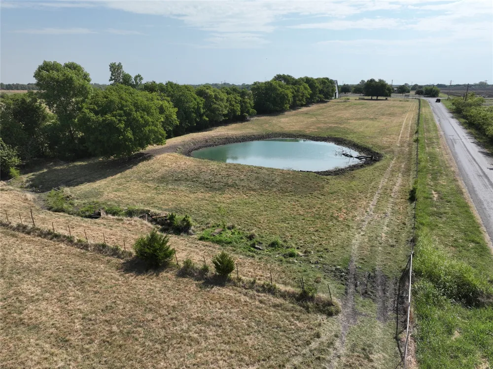 Rutledge Rd. Whitewright, TX 75491