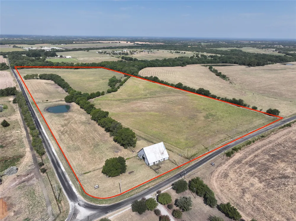Rutledge Rd. Whitewright, TX 75491