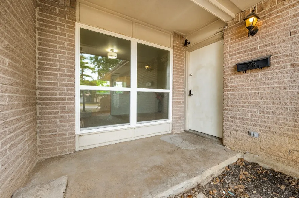 2314 BRIARWOOD LANE Carrollton, TX 75006