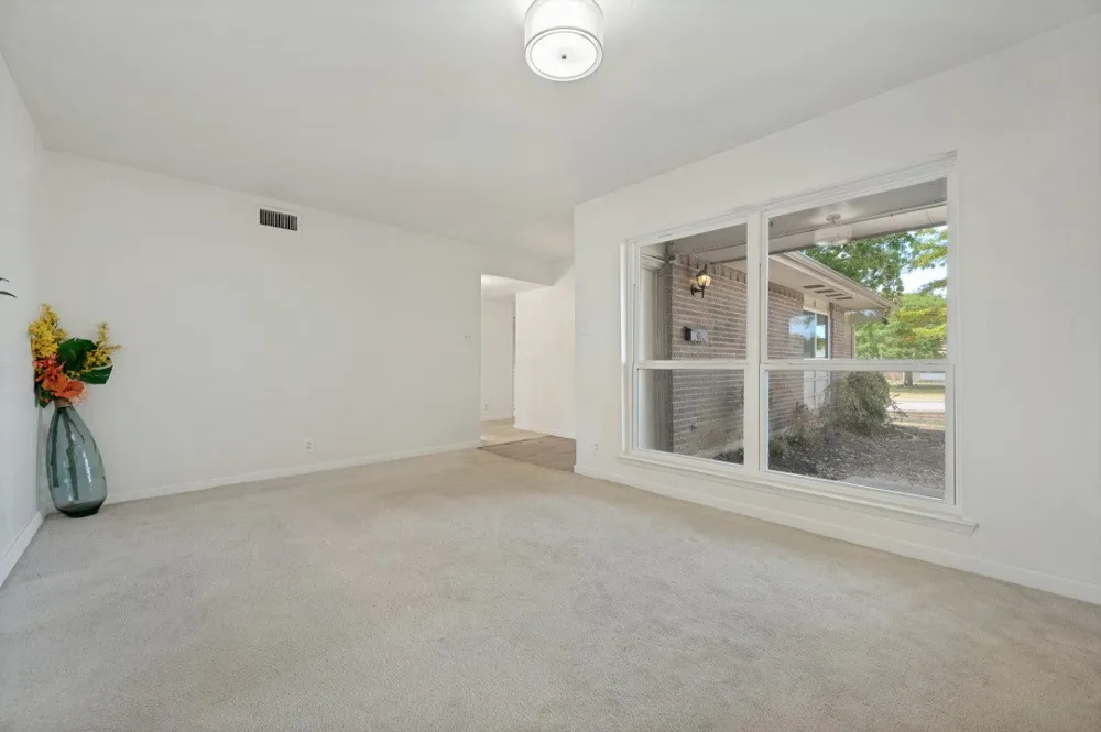 2314 BRIARWOOD LANE Carrollton, TX 75006