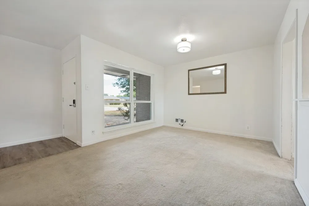 2314 BRIARWOOD LANE Carrollton, TX 75006