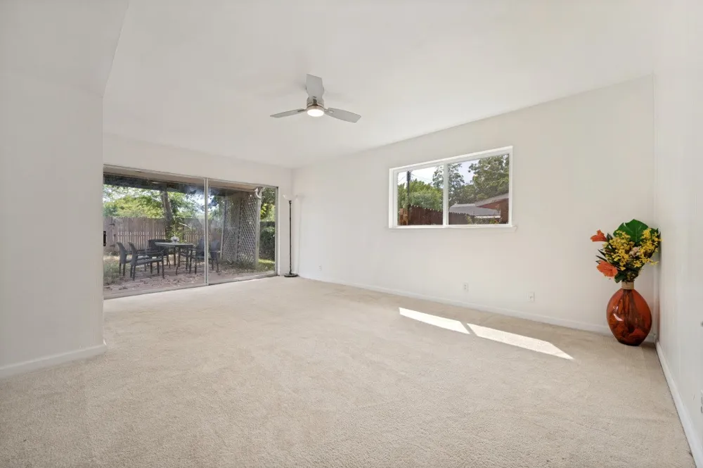 2314 BRIARWOOD LANE Carrollton, TX 75006