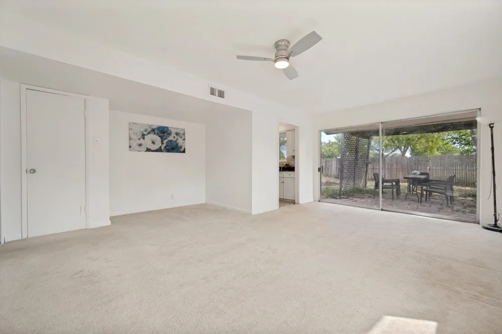 2314 BRIARWOOD LANE Carrollton, TX 75006