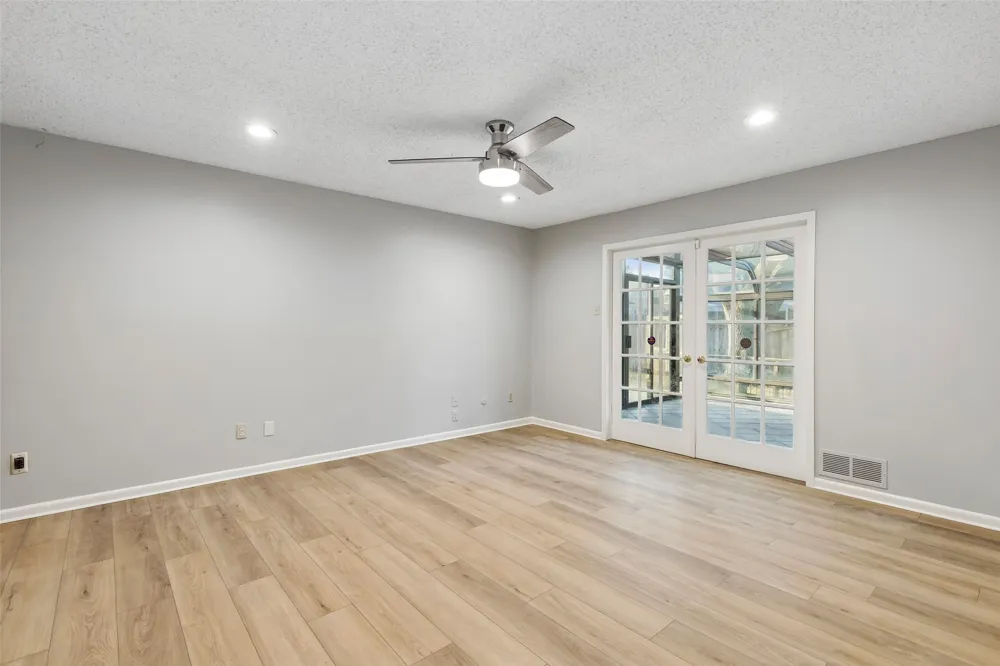 5 Shannon Court Richardson, TX 75082