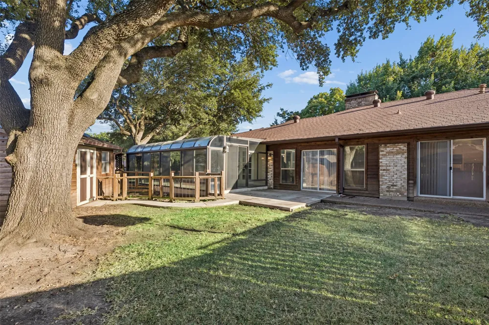 5 Shannon Court Richardson, TX 75082