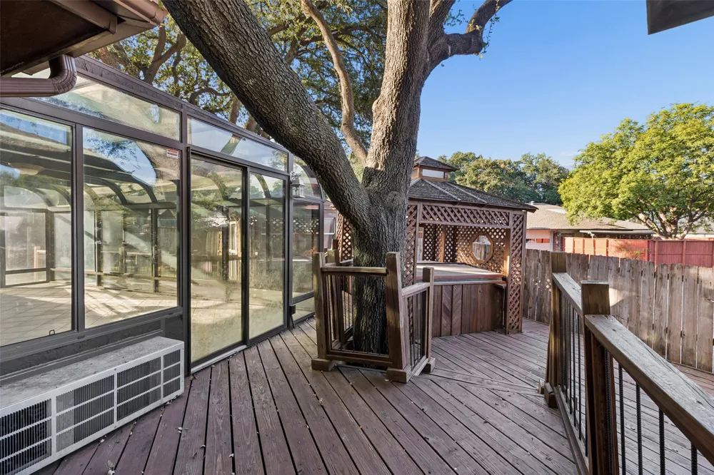 5 Shannon Court Richardson, TX 75082