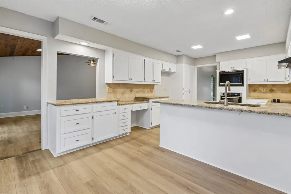 5 Shannon Court Richardson, TX 75082